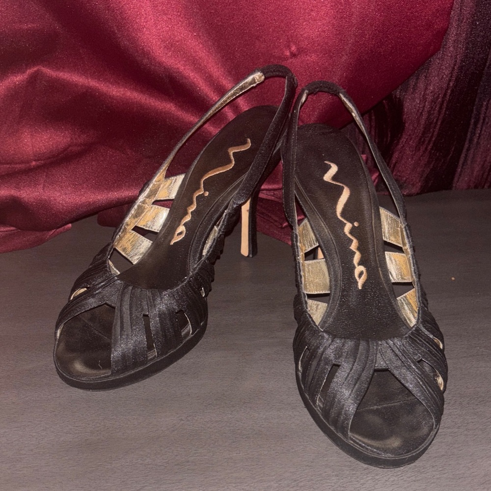 Nina Elegant Black Slingback Heels